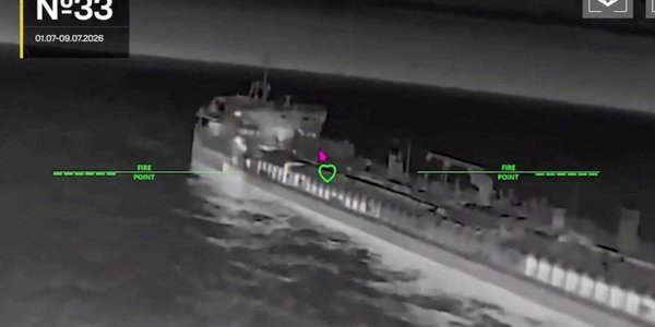 Ukraina uderzyła w rafinerię w Syzraniu i 10 rosyjskich tankowców „floty cieni"