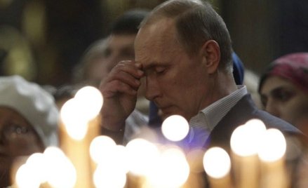 Cerkiew rosyjska krytykuje importowaną z Zachodu kulturę polityczną. Na zdjęciu: Władimir Putin podc