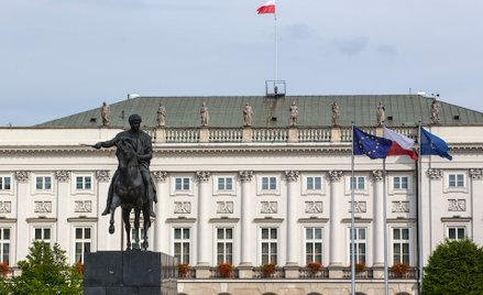 Wkrótce nad Pałacem Prezydenckim ma powiewać specjalna, prezydencka flaga.