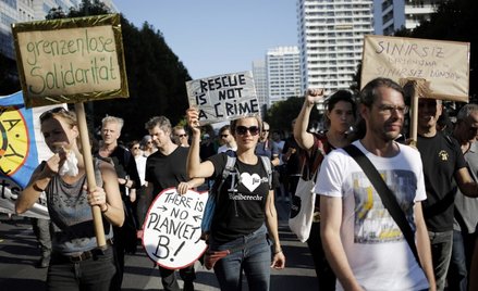 Wielki protest w Berlinie. Ćwierć miliona demonstrantów