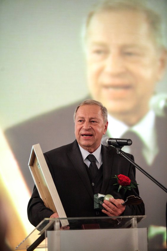 Jerzy Stuhr podczas gali na Zamku Królewskim w Warszawie, fot. z listopada 2012 r.