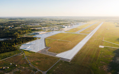 Katowice – w lipcu ruch na lotnisku o 75 procent mniejszy
