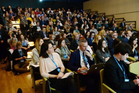 Na OEES rok temu było 1,4 tys. osób, w tym roku zarejestrowało się 2,2 tys.