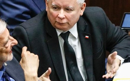 Jarosław Kaczyński (na zdjęciu z Ryszardem Terleckim) upatruje w PO absolutne zło