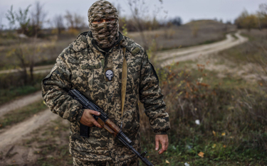 Ukraiński żołnierz w obwodzie chersońskim