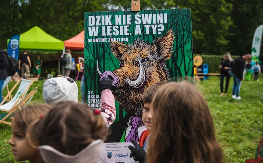 Autorem plakatu promującego tegoroczną edycję akcji jest Andrzej Pągowski.