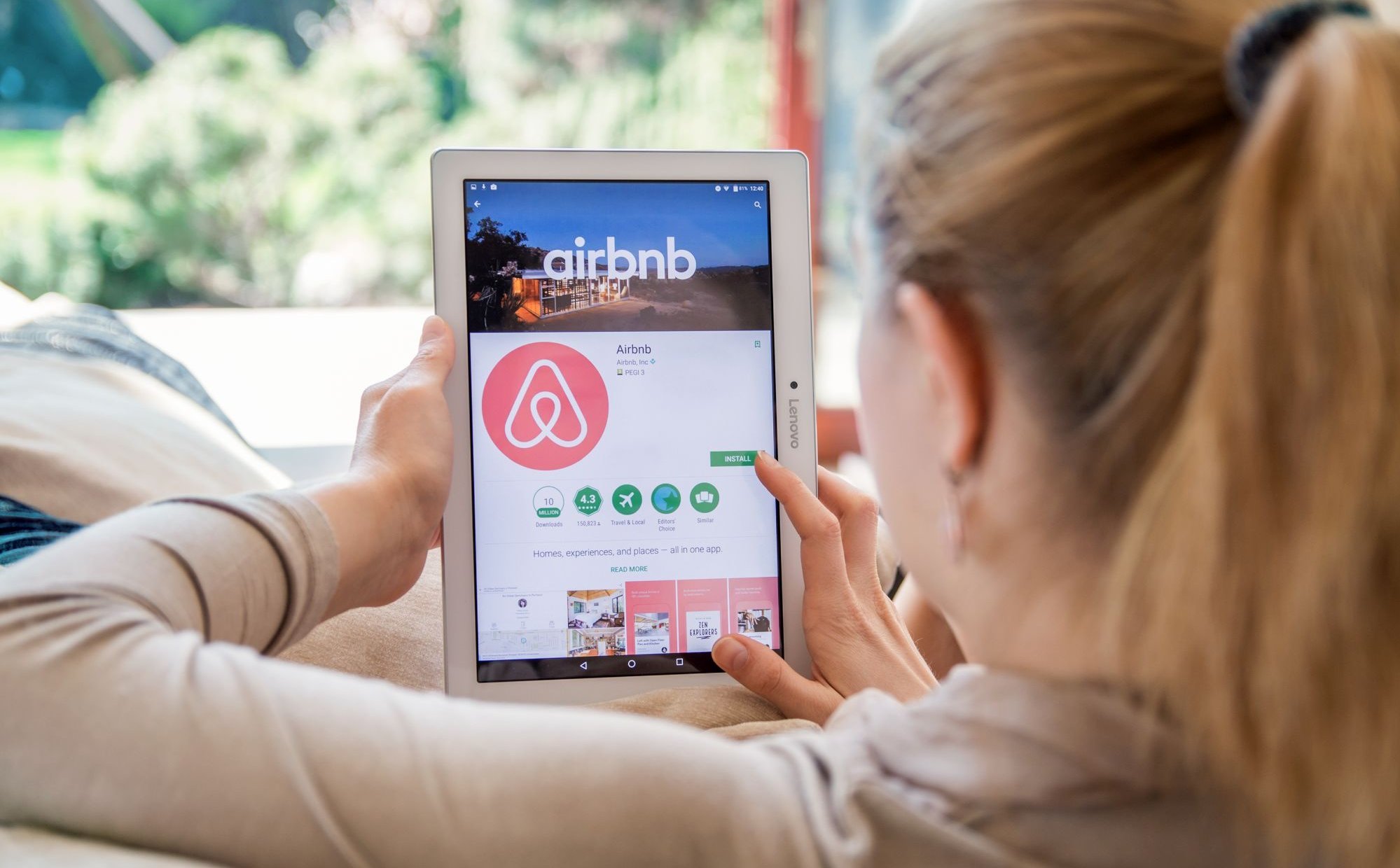 Airbnb: Za noclegi na całym świecie polscy turyści mogą płacić Blikiem