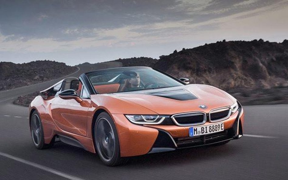 BMW i8 Roadster – sportowa hybryda bawarskiej firmy