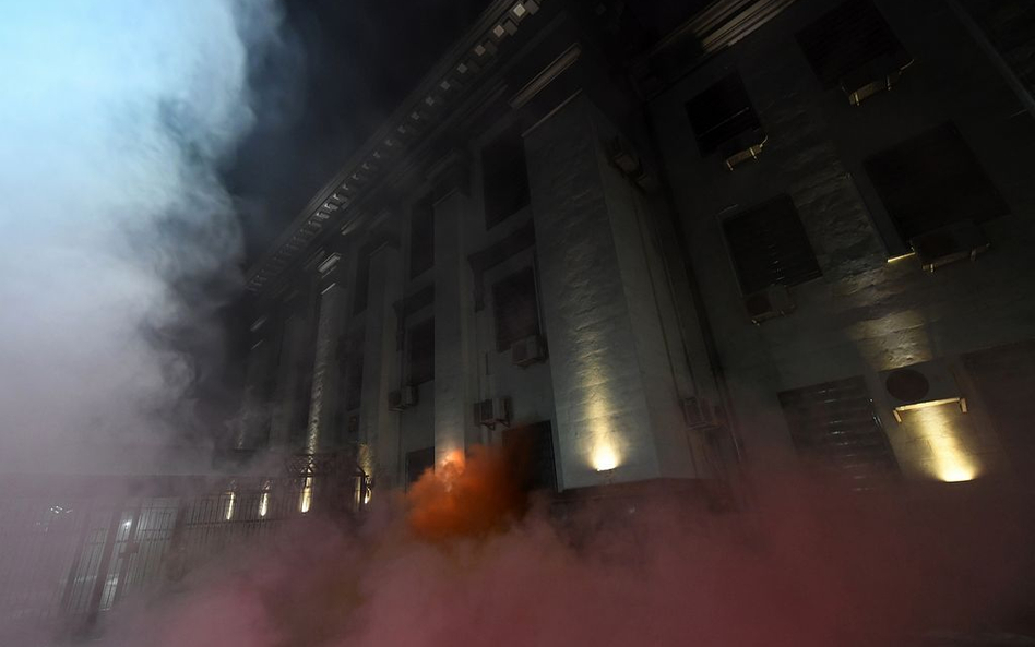 Ukraina: Demonstracja pod ambasadą Rosji w Kijowie
