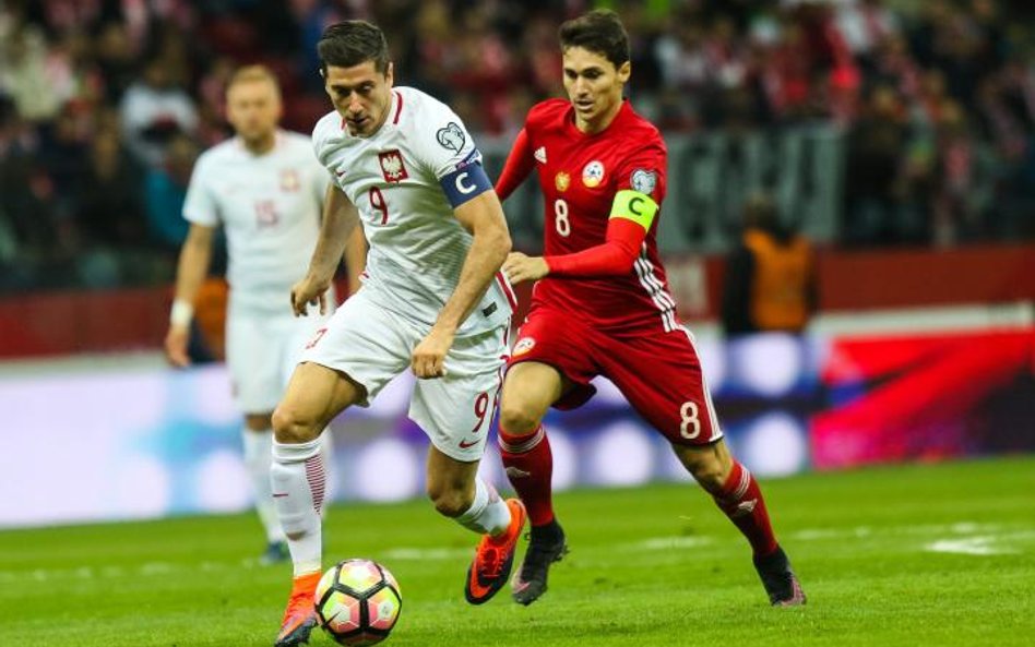 Robert Lewandowski dopiero w ostatniej minucie zapewnił Polsce wygraną z Armenią na Stadionie Narodo