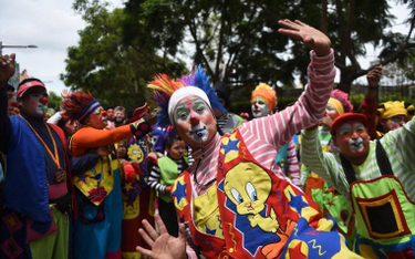 Parada klaunów w Gwatemali