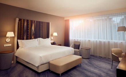 Hilton, materiały prasowe