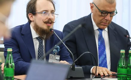 Rewelacje Tomasza Mraza odsłaniają polskie wydanie tego, co Amerykanie nazywają „wieprzowiną wyborcz