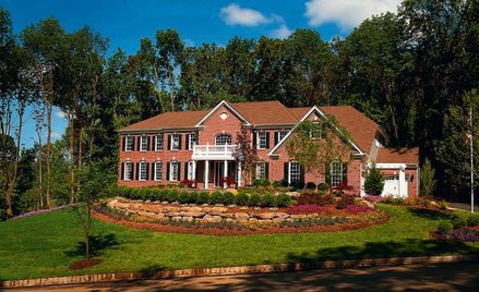 Posiadanie ogrodu sprzyja wypoczynkowi i twórczemu myśleniu. Jednak utrzymanie zieleni wiele kosztuj