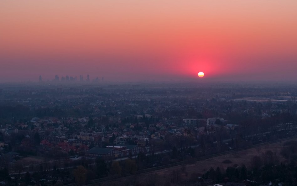 Warszawa szybko nie uwolni się od smogu