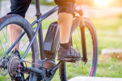 Na Ursynowie ruszyły kontrole pojazdów elektrycznych na drogach rowerowych / zdjęcie ilustracyjne