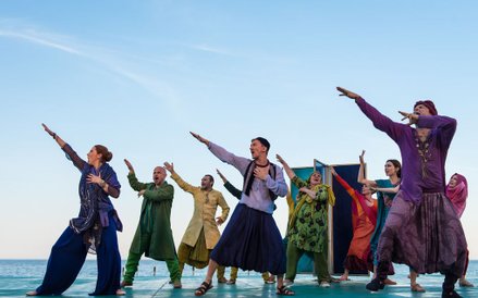 Gdynia, rok 2016 – spektakl Teatru Miejskiego – William Szekspir „Komedia omyłek”, reżyseria: Tadeus