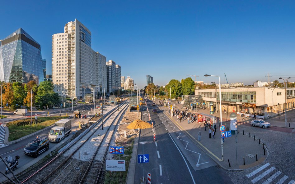 Plac budowy przy Dworcu Gdańskim z wysokosci pobliskiego wiaduktu