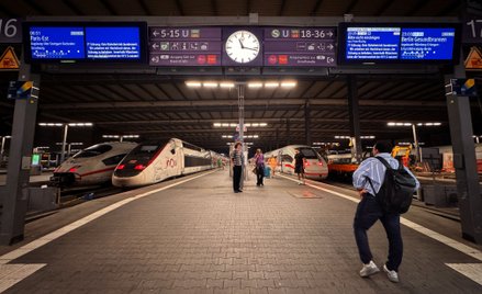 Pociągi w Niemczech przestały kursować po awarii cyfrowego systemu łączności