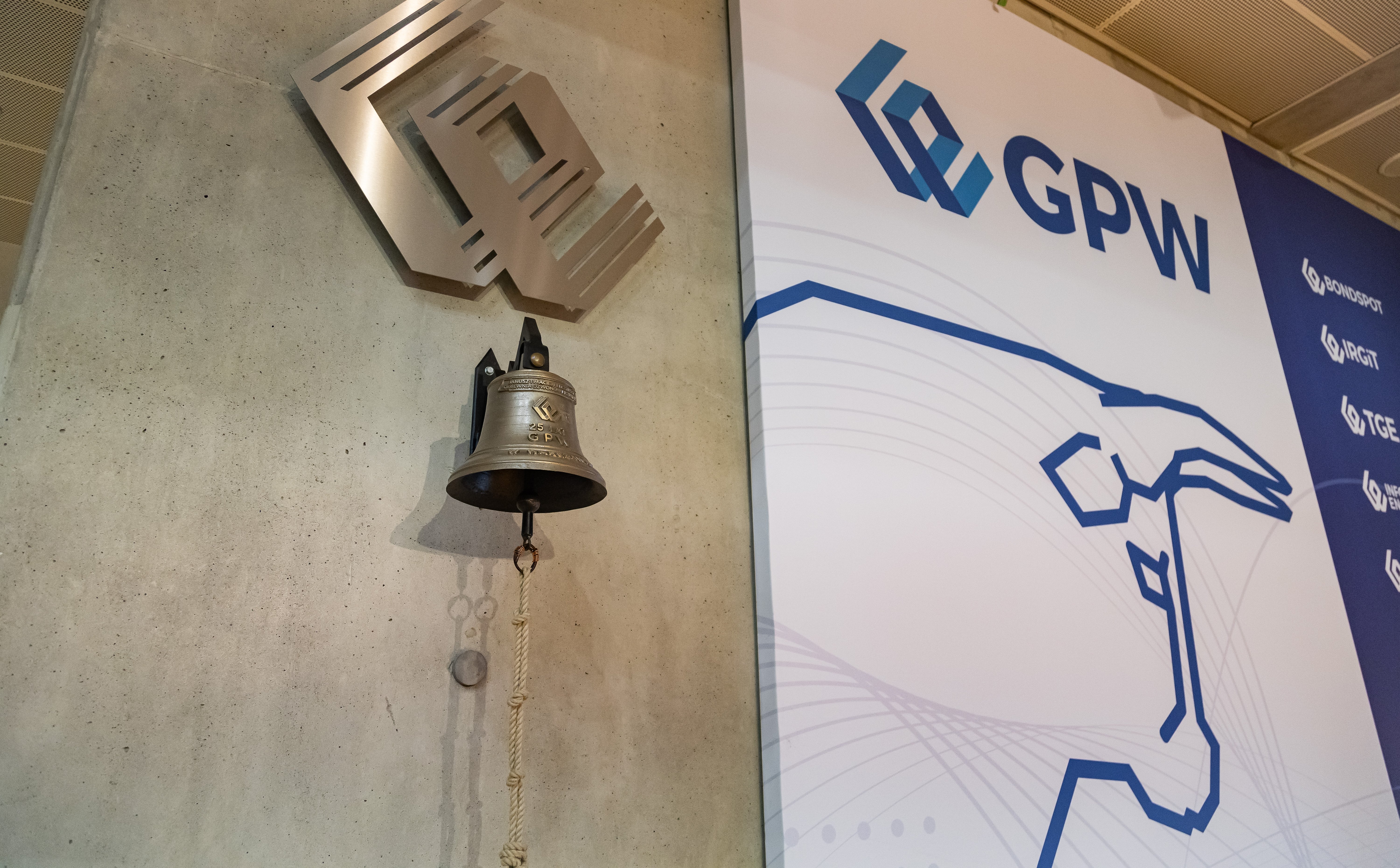 Nasze akcje prawie jak złoto