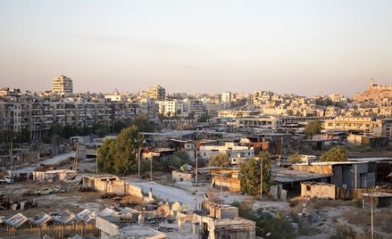 Syria: Rodziny opuszczają oblężone Aleppo