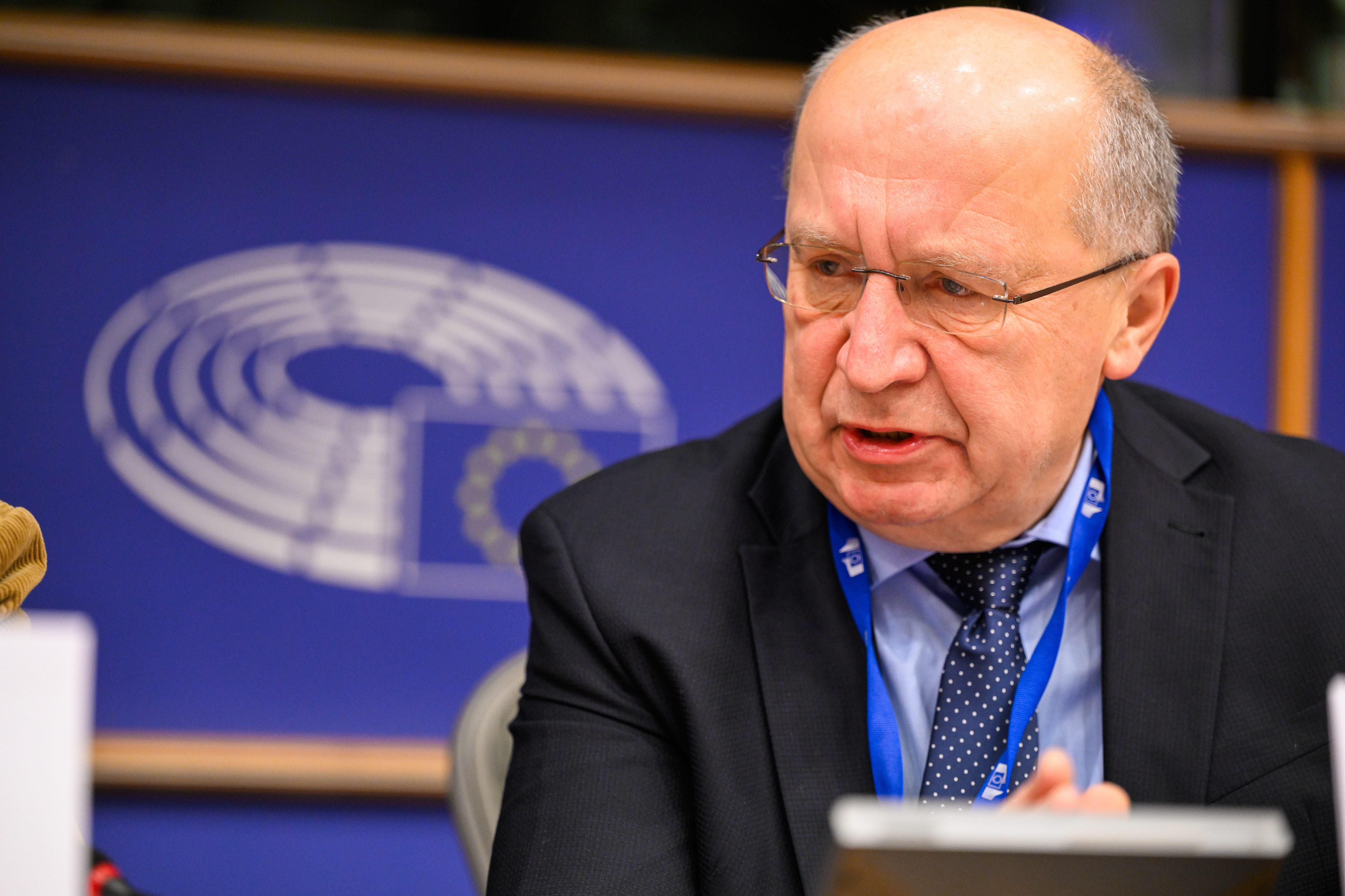 Unijny komisarz; W ciągu 10 lat państwa UE mają wydać na obronność 7 bilionów euro