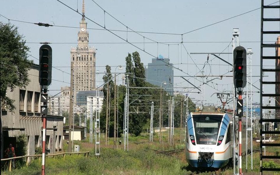 Nie wiadomo, czy uda się w terminie przeprowadzić remonty stacji kolejowej Warszawa Stadion i Dworca