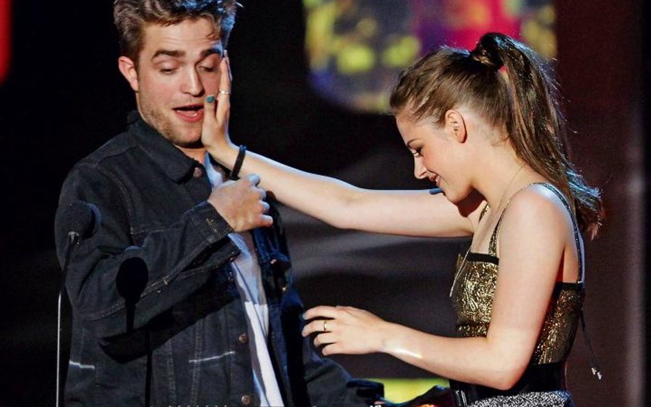 Robert Pattinson i Kristen Stewart trzy tygodnie temu podczas gali MTV Movie Awards w Los Angeles od