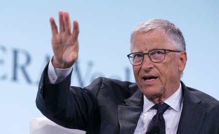 Bill Gates regularnie dzieli się z czytelnikami jego blogami książkowymi rekomendacjami. Za każdym r