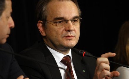 Pawlak popiera ministra Kraszewskiego