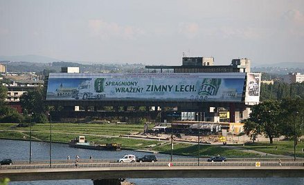 Kontrowersyjna reklama Kompanii Piwowarskiej