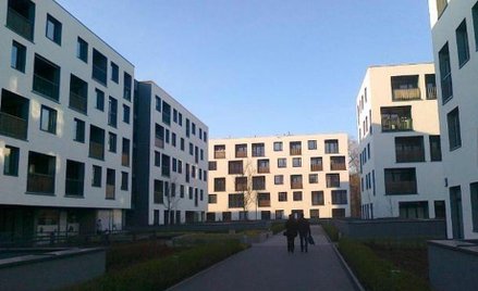 Na osiedlu przy ul. Kwatery Głównej na warszawskiej Pradze -Południe do wzięcia są m.in. dwa pokoje 