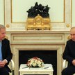 Sauli Niinisto w czasie spotkania z Putinem w październiku 2021 roku