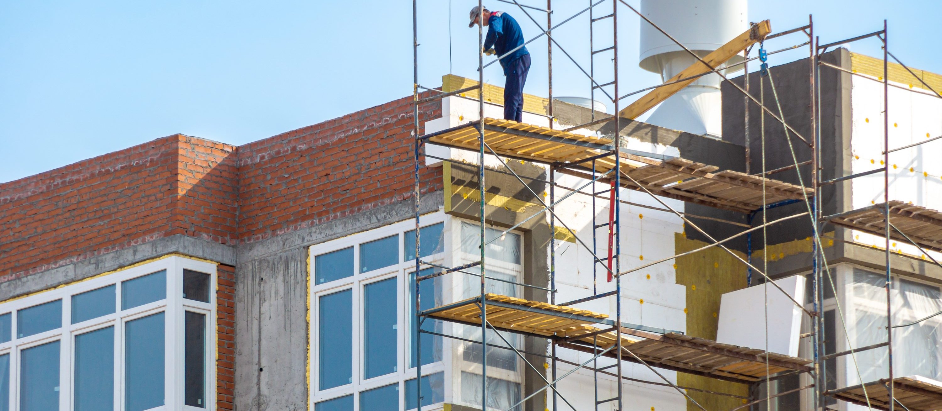 Coraz więcej pieniędzy na termomodernizację. Ale coraz trudniej po nie sięgnąć