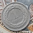Dlaczego złoty się osłabia?