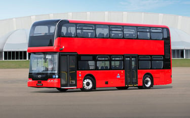 Nowy autobus piętrowy dla Londynu: elektryczny BYD BD11