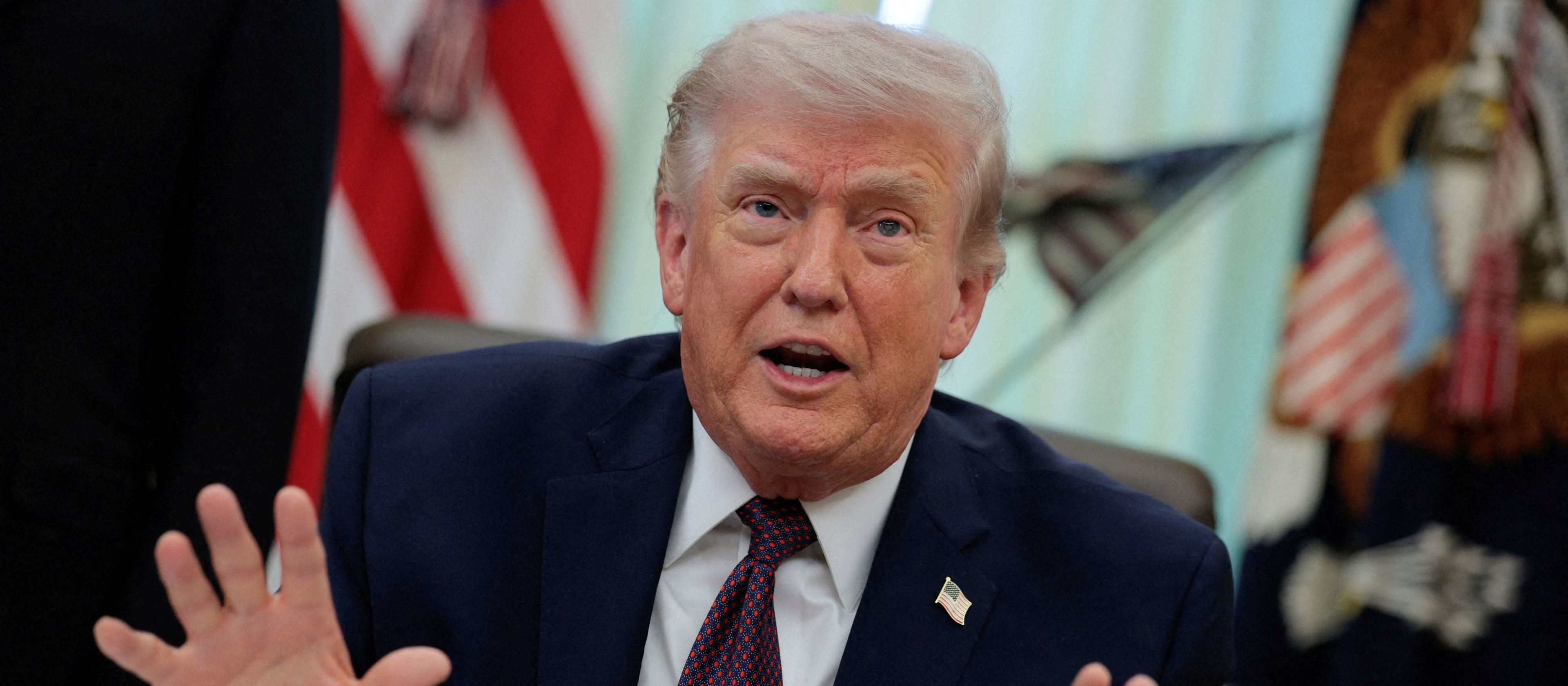 Notowania Donalda Trumpa rekordowo niskie. Nowy sondaż