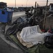 Grecy rozstawiają namioty dla tysięcy migrantów