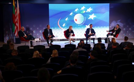 Podstawą mądrego gospodarowania odpadami jest uznanie ich za wartość – uznali uczestnicy debaty