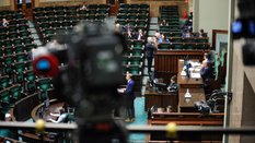 Zakazu alkoholowych małpek na razie nie będzie, choć jest polityczna zgoda