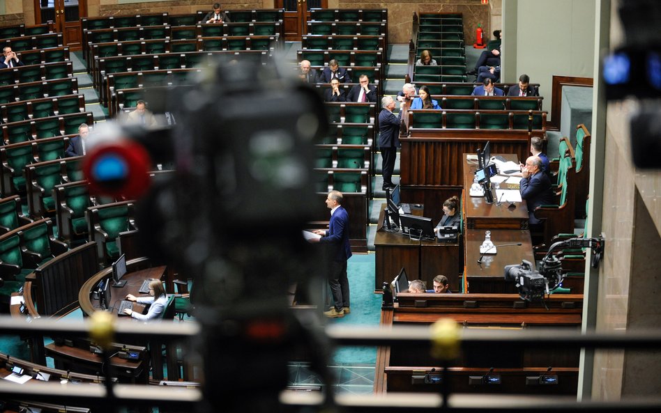 Raczej trudno się spodziewać, aby przepisy o KRS weszły w życie