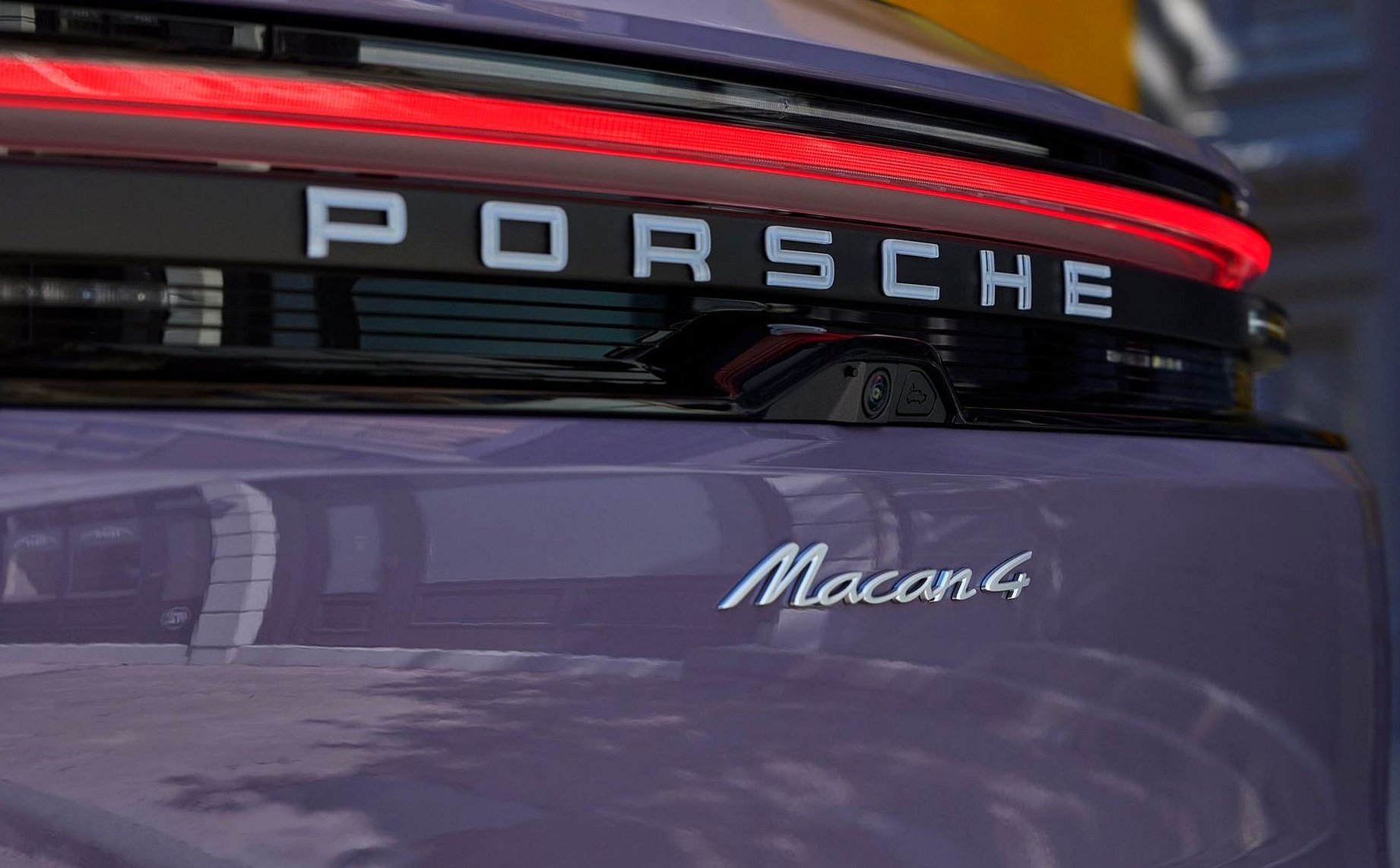 Porsche pod presją. Słaba sprzedaż Macana z napędem elektrycznym zmienia strategię