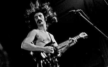 Frank Zappa wraca po śmierci. Na trasę koncertową