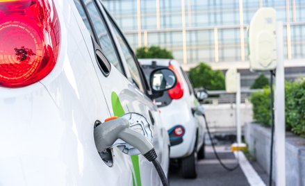 Boom na elektryki ma granice. Nie wszędzie ten model działa