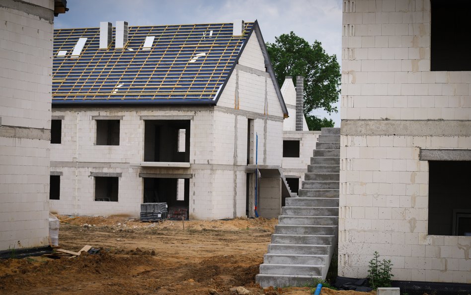 Bat na nierzetelnych deweloperów, więcej uprawnień dla kupujących mieszkania