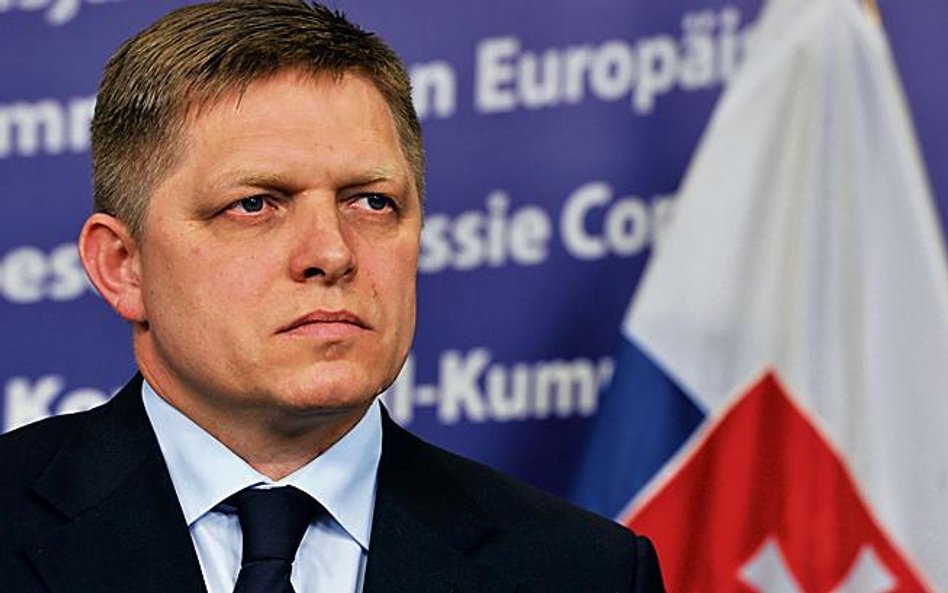 Robert Fico premier Słowacji, która w wyniku kryzysu zmuszona została do rezygnacji z najbardziej li