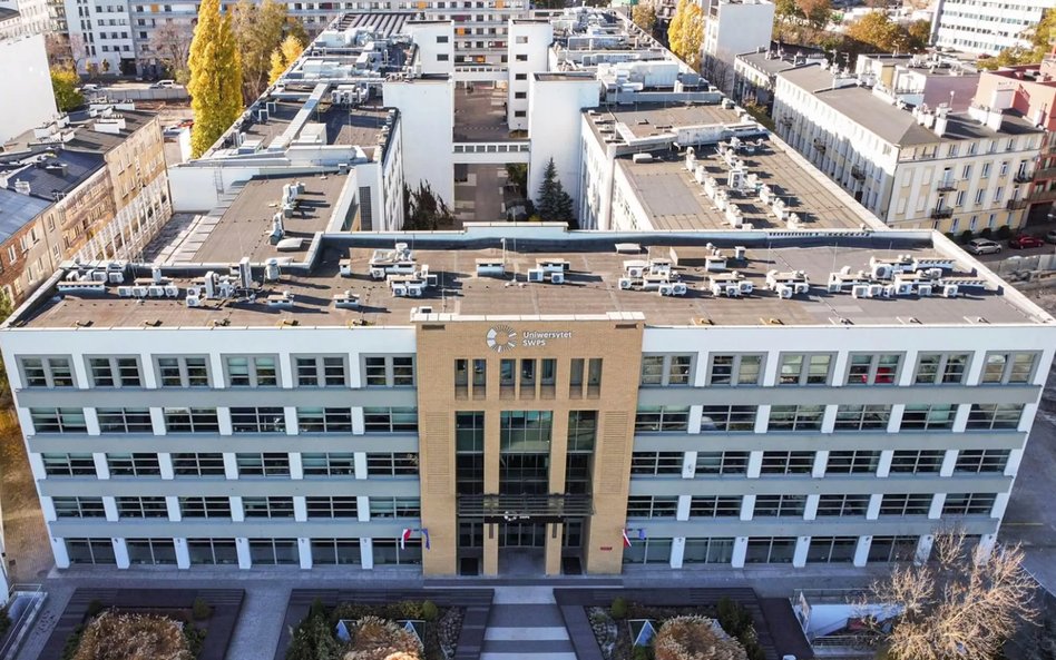 Uniwersytet SWPS działa w kilku miastach, ale to Warszawa pozostaje jego centrum ciężkości.