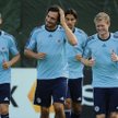 Niemcy są zachwyceni swoją drużyną. Na zdjęciu od lewej: Lars Bender, Mats Hummels, Sami Khedira, An