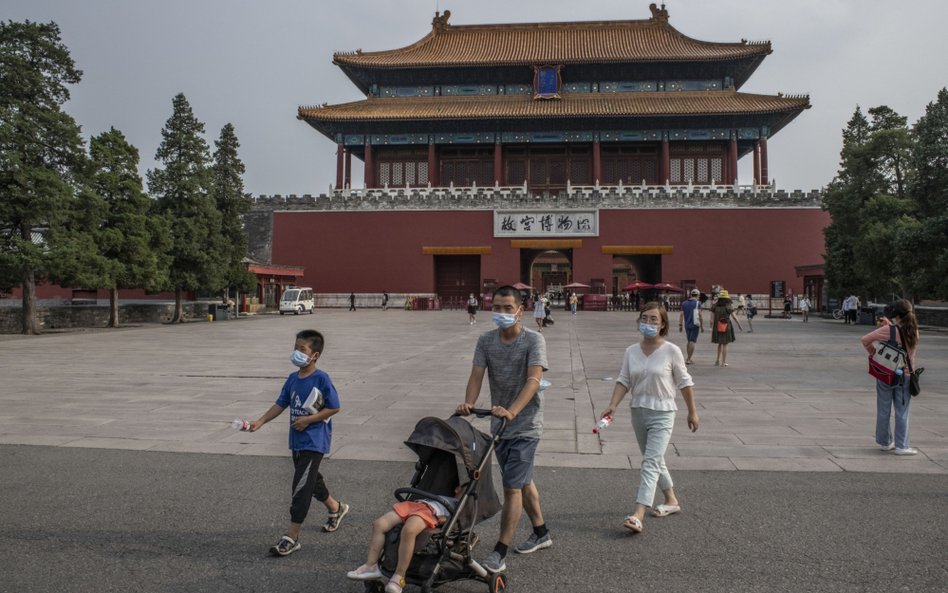 Chinom nadal zależy na zniesieniu karnych ceł przez USA