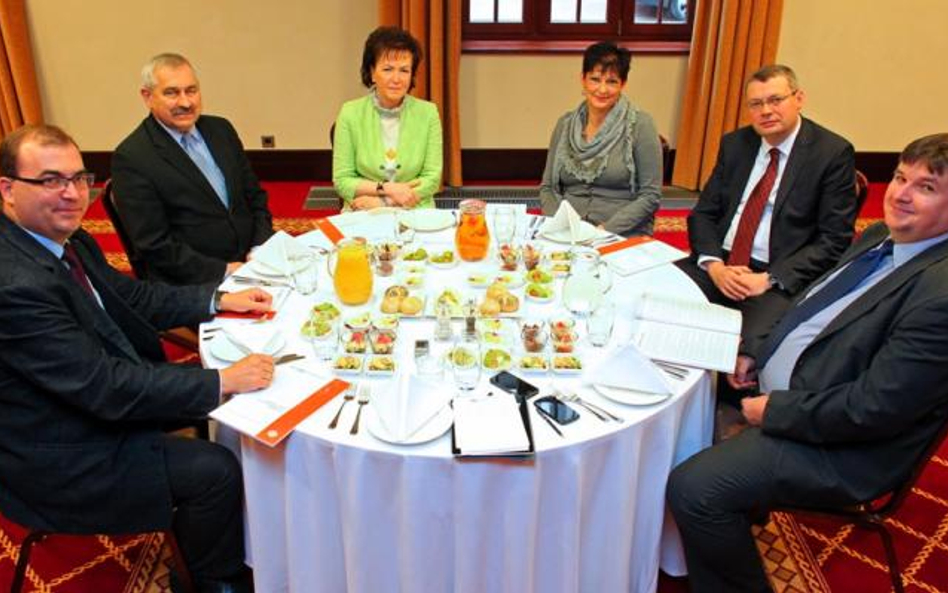 Uczestnicy debaty. Od lewej: Andrzej Jaworski, Jacek Teodorczyk, Hanna Zych-Cisoń, Krystyna Kiedrowi
